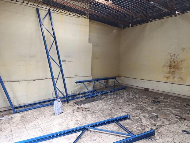 Small Warehouse (900sqft) to Let - Enterprise Rd