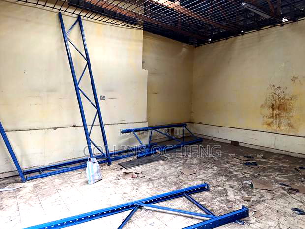 Small Warehouse (900sqft) to Let - Enterprise Rd