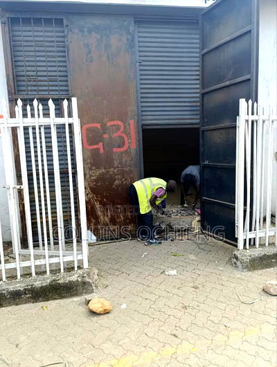 Small Warehouse (900sqft) to Let - Enterprise Rd - Image 5