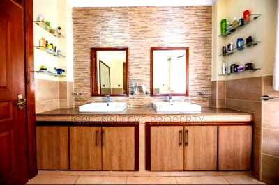 4bdrm House in Karen for rent - Image 10