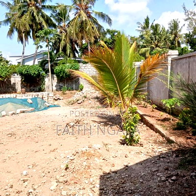 For Sale 1/2acre in Nyali - Image 2