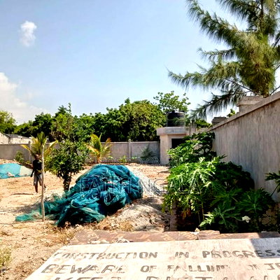 For Sale 1/2acre in Nyali - Image 5