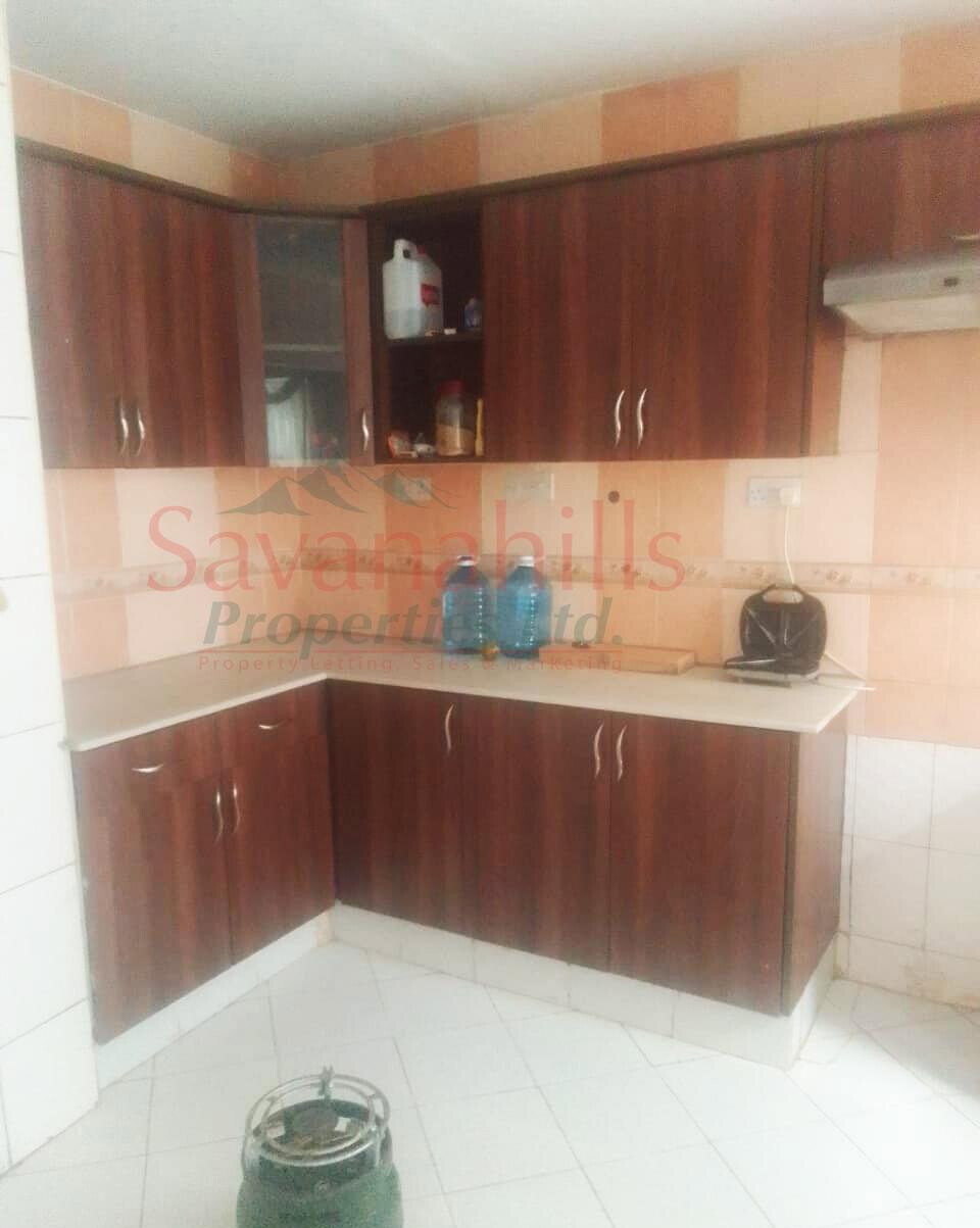 4BR Townhouse with Parking