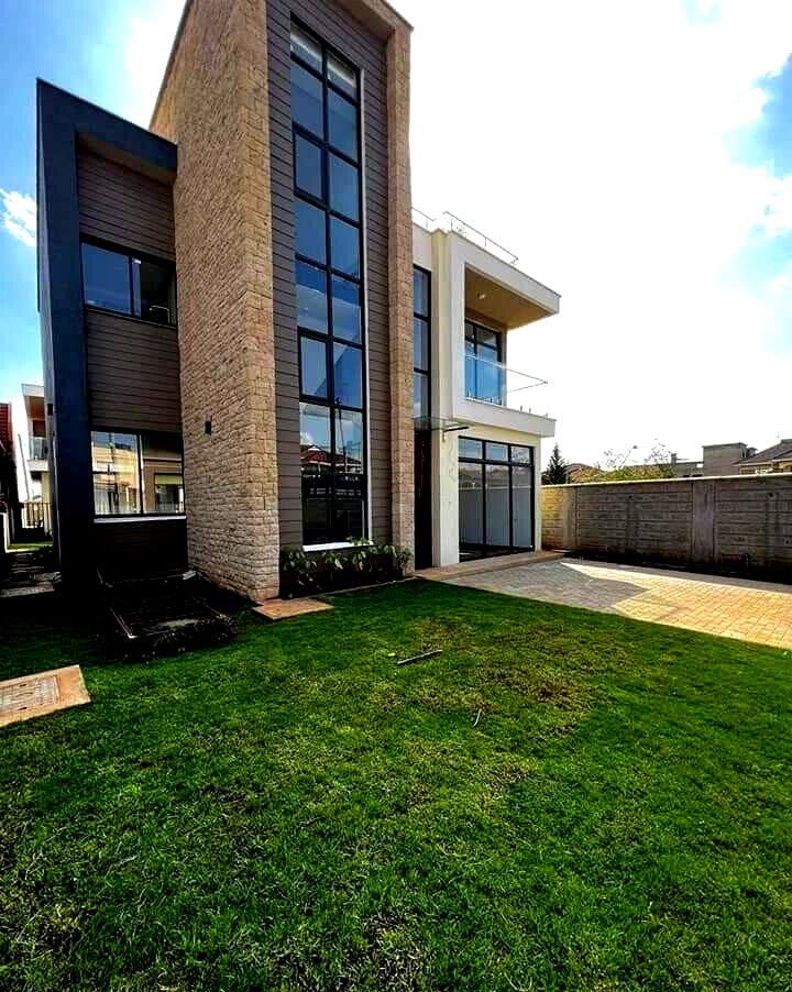 4BR All-Ensuite Villa on Northern Bypass - Membley, Ruiru
