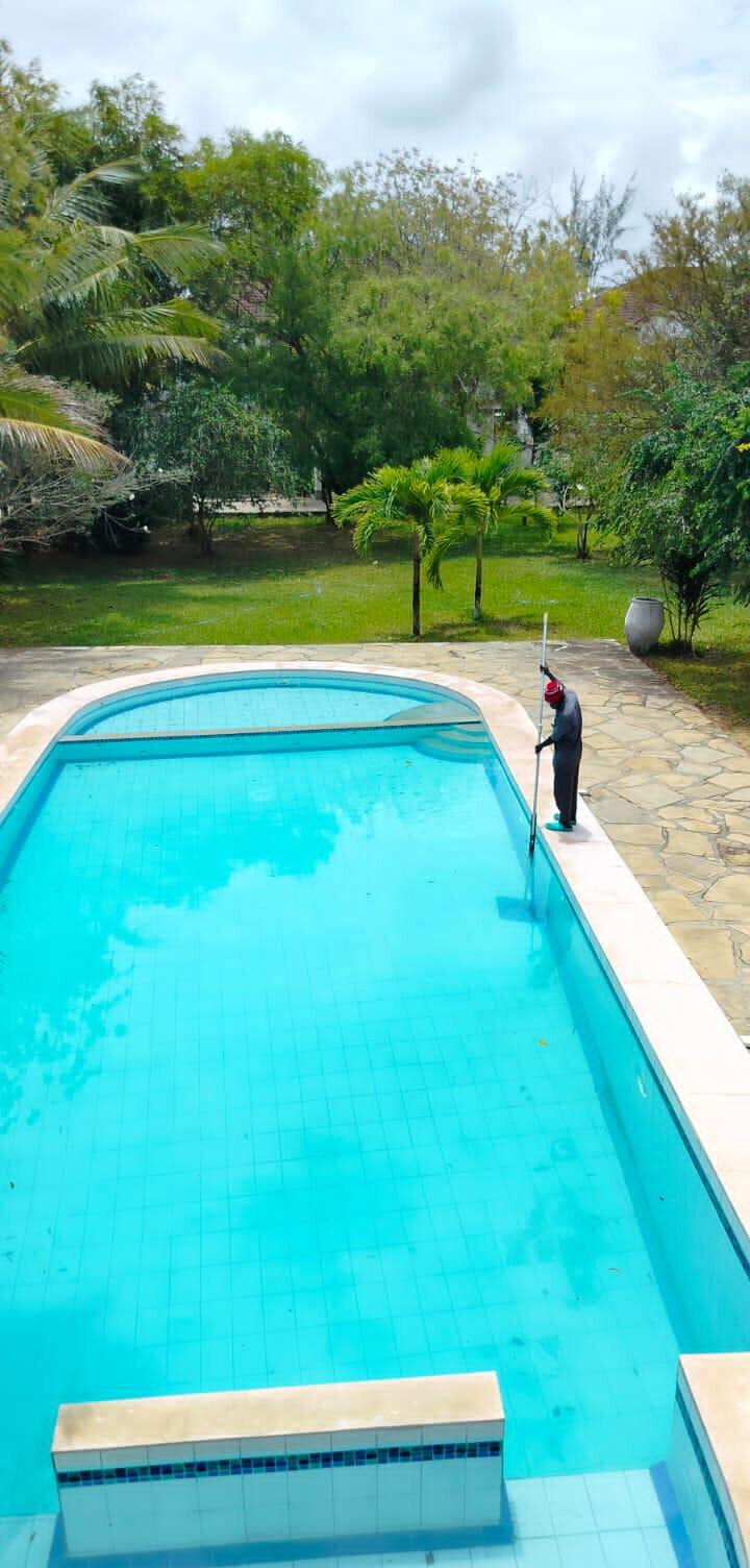 4BR All-Ensuite Townhouse with Staff Quarters & Pool – Mnarani