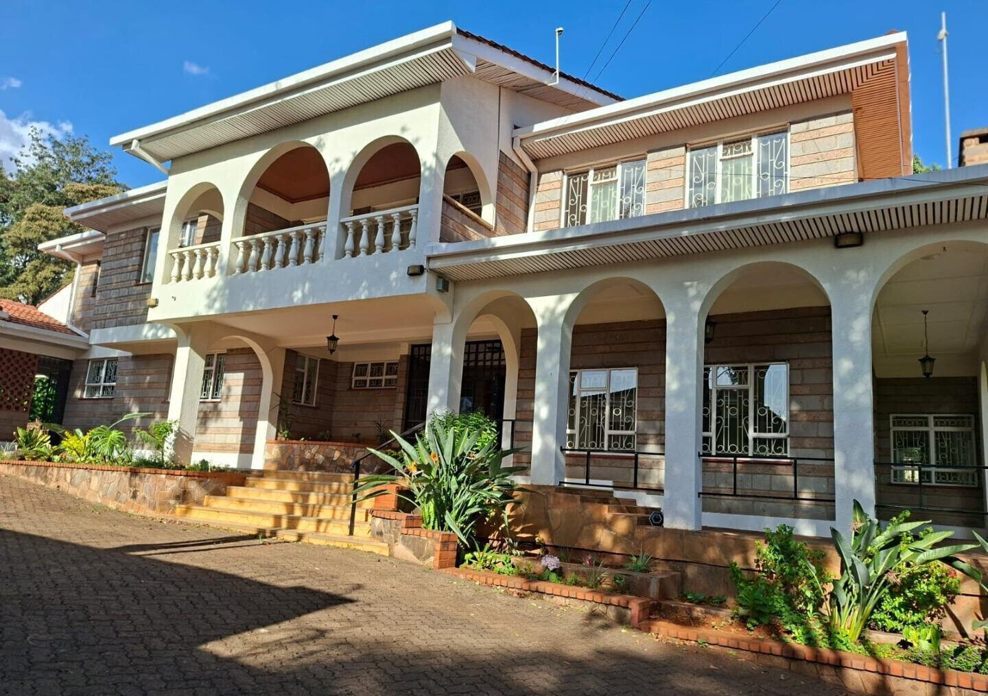 0.21 Acre 4BR Garden Home