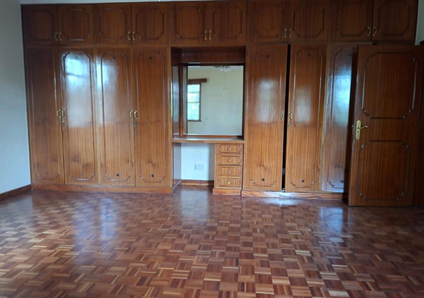 0.21 Acre 4BR Garden Home