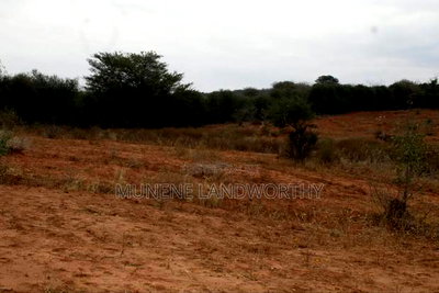 Embu County, Gitaru 4.6 Acres Farmland Next to Kengen - Image 7