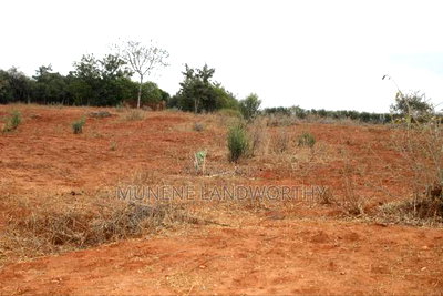 Embu County, Gitaru 4.6 Acres Farmland Next to Kengen - Image 6