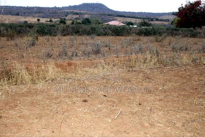 Embu County, Gitaru 4.6 Acres Farmland Next to Kengen - Image 2