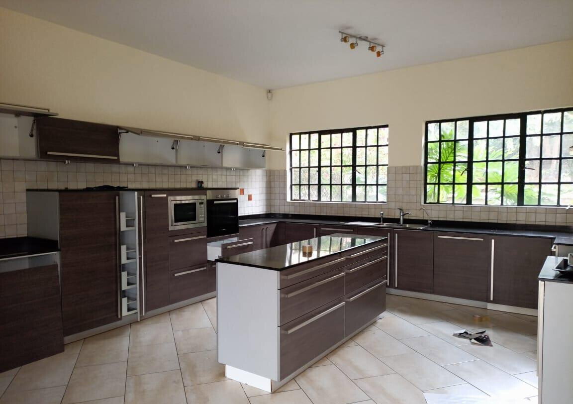 5-Bed Townhouse with Garden & Generator Backup - Westlands