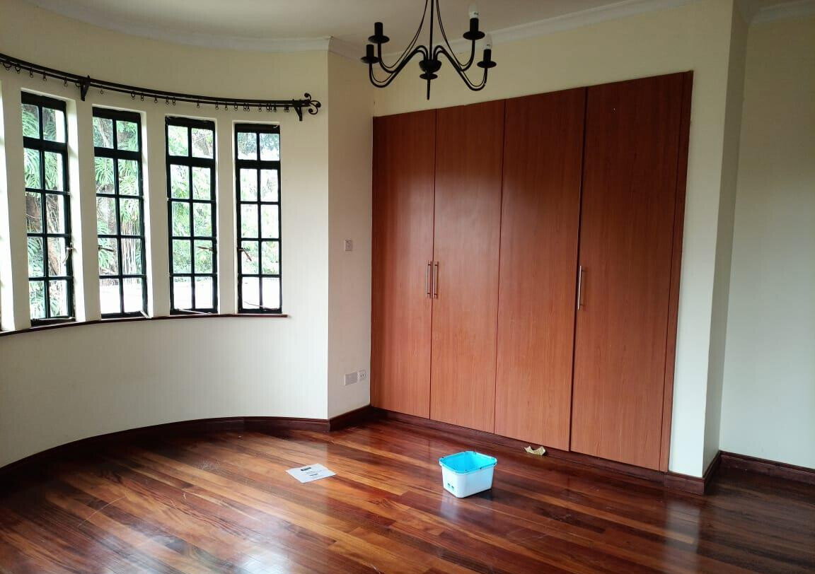 5-Bed Townhouse with Garden & Generator Backup - Westlands