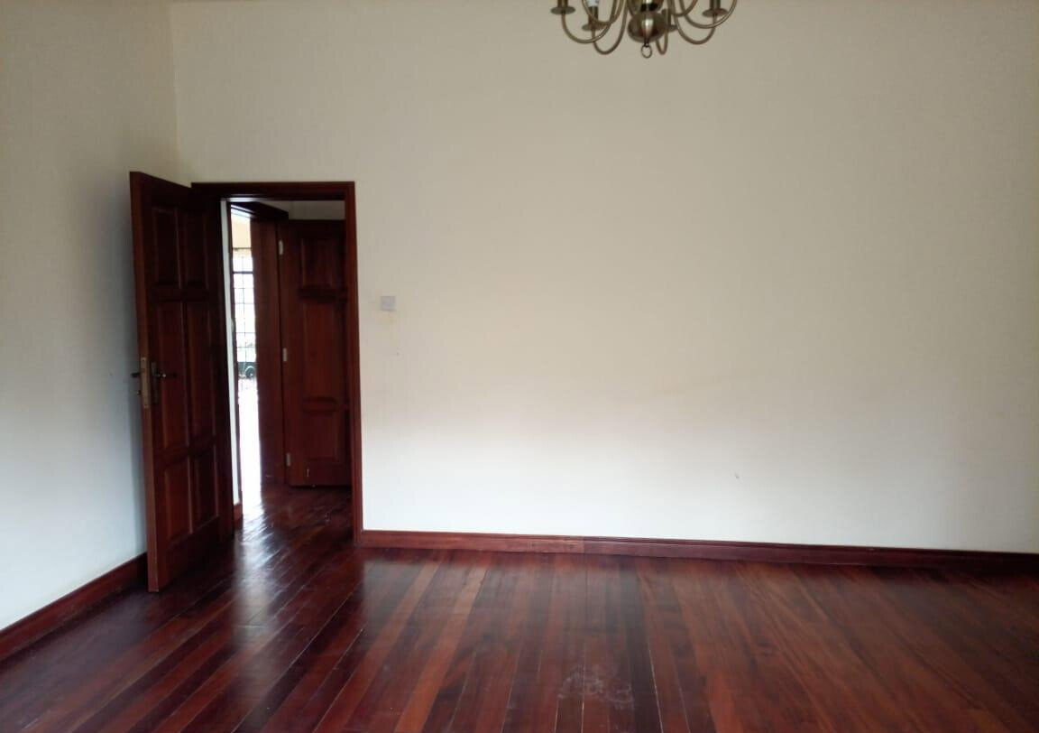 5-Bed Townhouse with Garden & Generator Backup - Westlands