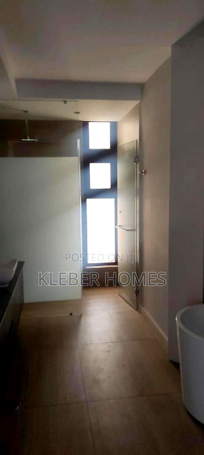 4bdrm Townhouse/Terrace in Lavington for sale - Image 3