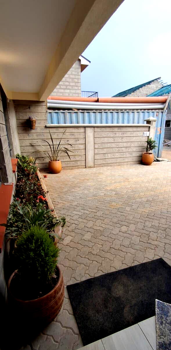 4BR Mansionette with DSQ & Private Balconies - Syokimau