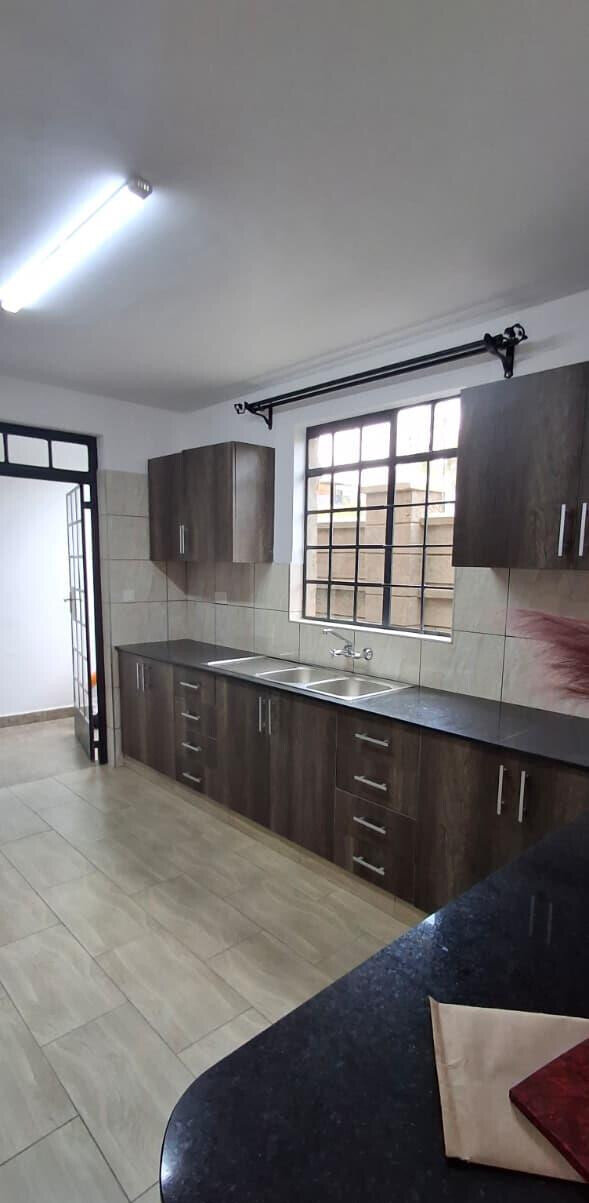 4BR Mansionette with DSQ & Private Balconies - Syokimau