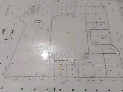 Busier Mall Shops - Image 3