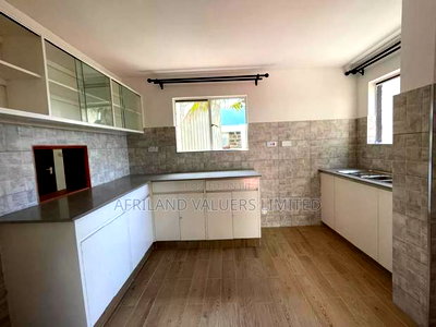 3bdrm Apartment in Upperhill for rent - Image 2
