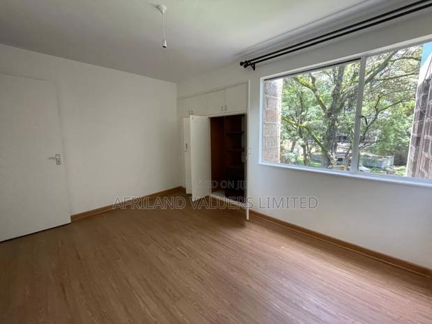 3bdrm Apartment in Upperhill for rent
