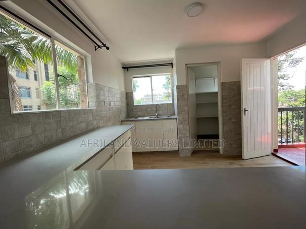 3bdrm Apartment in Upperhill for rent