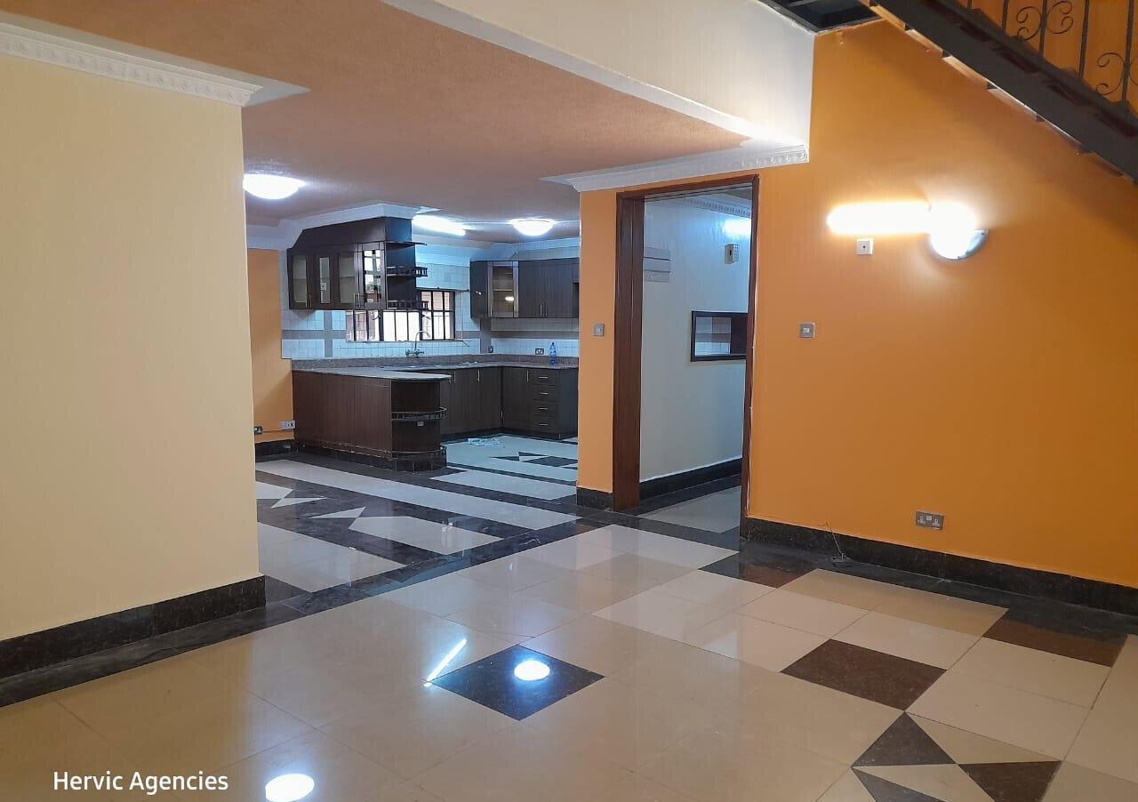 3BR Family Home with Backup Power & Ample Parking - Kileleshwa