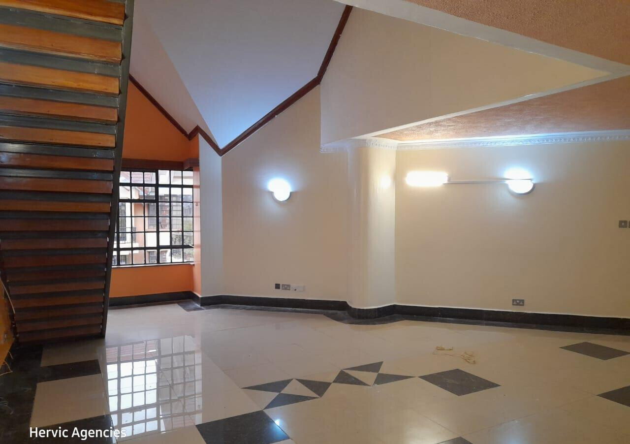 3BR Family Home with Backup Power & Ample Parking - Kileleshwa