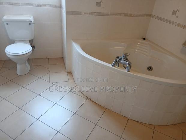 5bdrm Villa in Runda for rent