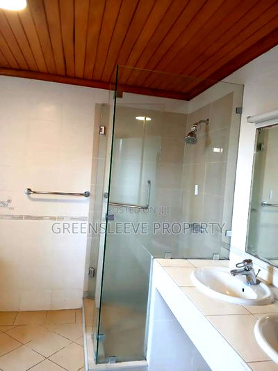 5bdrm Villa in Runda for rent - Image 16