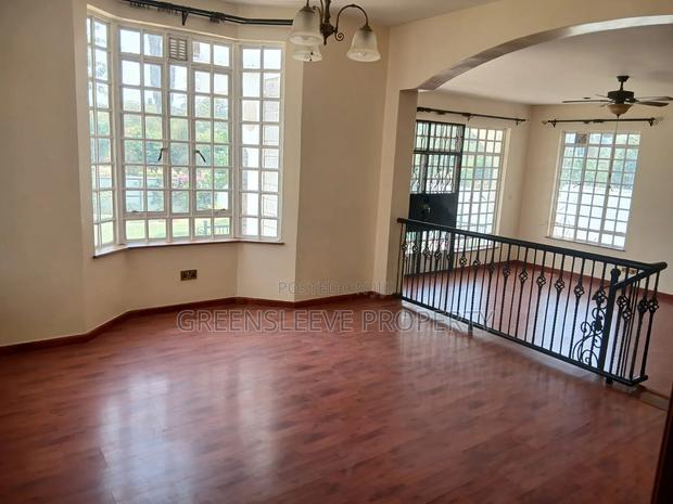 5bdrm Villa in Runda for rent