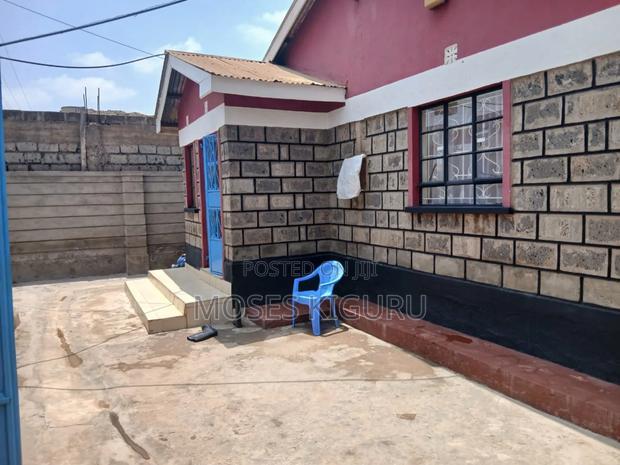 3bdrm Bungalow in Kenyatta Road Estate for sale