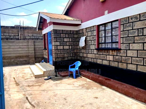 3bdrm Bungalow in Kenyatta Road Estate for sale