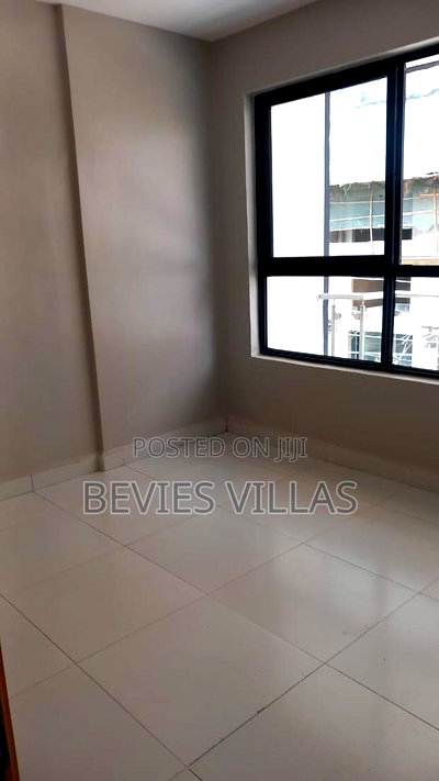 2bdrm Apartment in Parklands for rent - Image 7