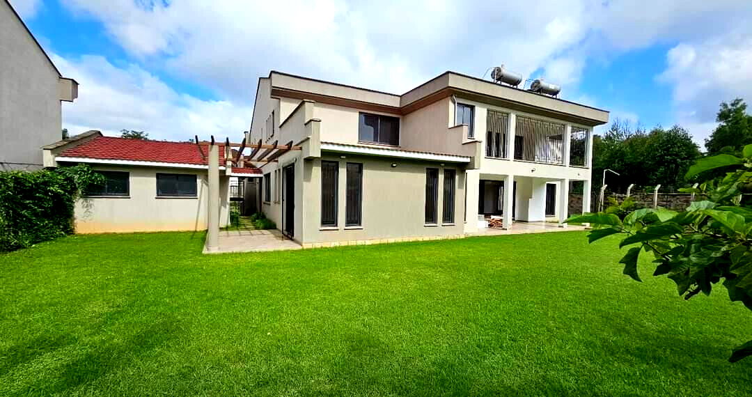 New 5-Ensuite Townhouse with Jacuzzis & DSQ - Lavington