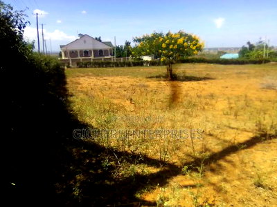 Ruai Hurligham - Image 1