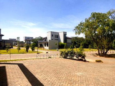 5bdrm Villa in Karen for Sale - Image 4