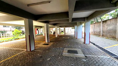 3bdrm Apartment in Valley Arcade for Sale - Image 3