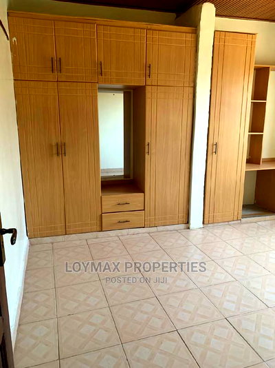 6bdrm Maisonette in Ngoigwa Estate for sale - Image 7