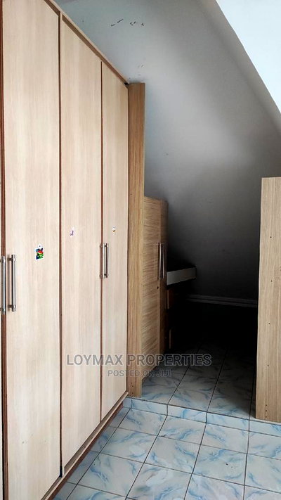 6bdrm Maisonette in Ngoigwa Estate for sale - Image 4