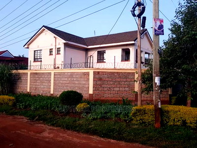 6bdrm Maisonette in Ngoigwa Estate for sale - Image 1