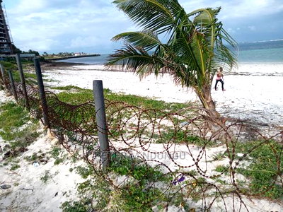 Nyali Sandy Beach , 5 Acres - Image 4