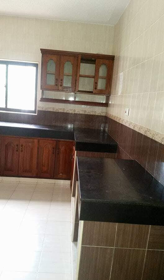 Half-Acre 4BR Maisonette with Borehole & Garden - Nyali