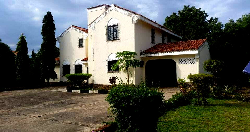 Half-Acre 4BR Maisonette with Borehole & Garden - Nyali