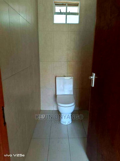 2bdrm Bungalow in Hardy, Karen for rent - Image 8