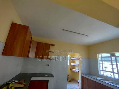 3bdrm Bungalow in Matasia for sale - Image 3