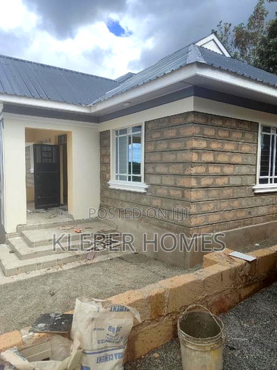 3bdrm Bungalow in Matasia for sale - Image 10