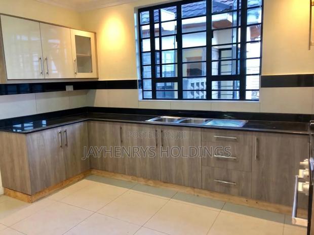 4bdrm House in Membley Estate for rent