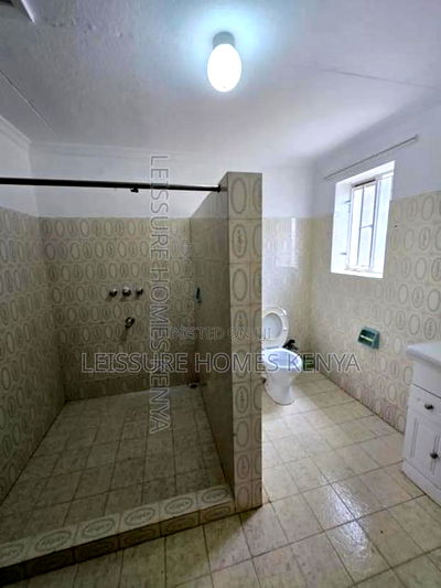 Commercial Offices on One Acre in Lavington - Image 16