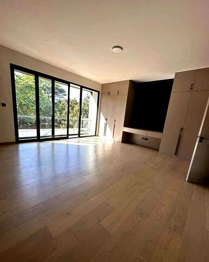 Modern 5-Ensuite Townhouse in Secure Lavington Gated Community