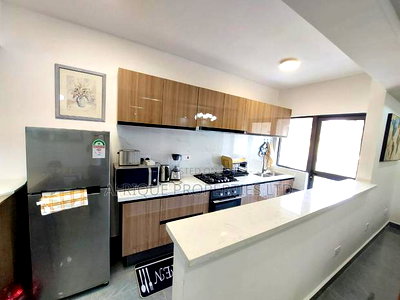 Furnished 2bdrm Apartment in Riverside for rent - Image 3