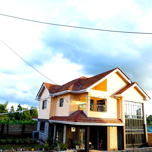 4bdrm Maisonette in Rimpa for sale